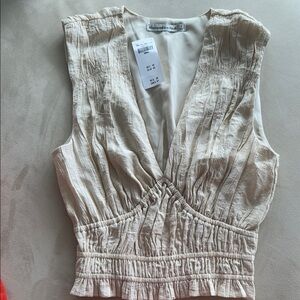 Abercrombie & Fitch Ruched Sleeveless V-Neck Top